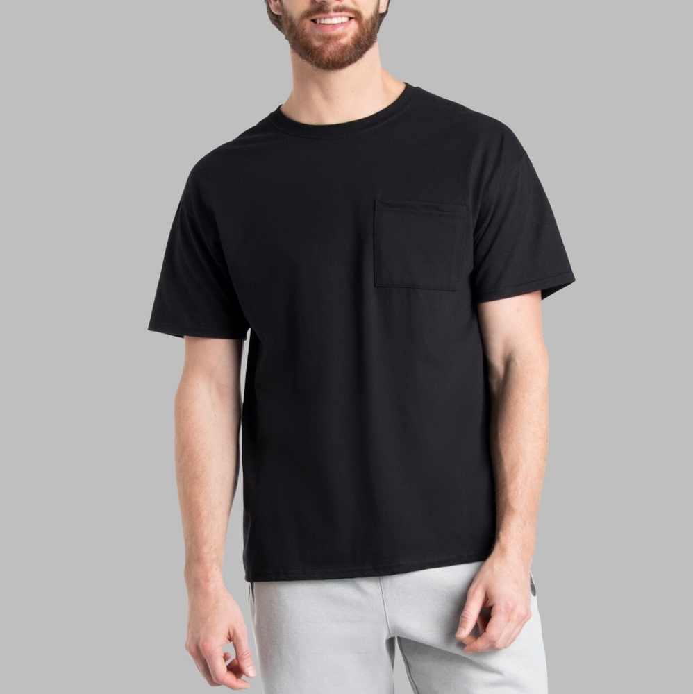Men's black pocket tee shirt, fruit of the loom size small only worn a few times